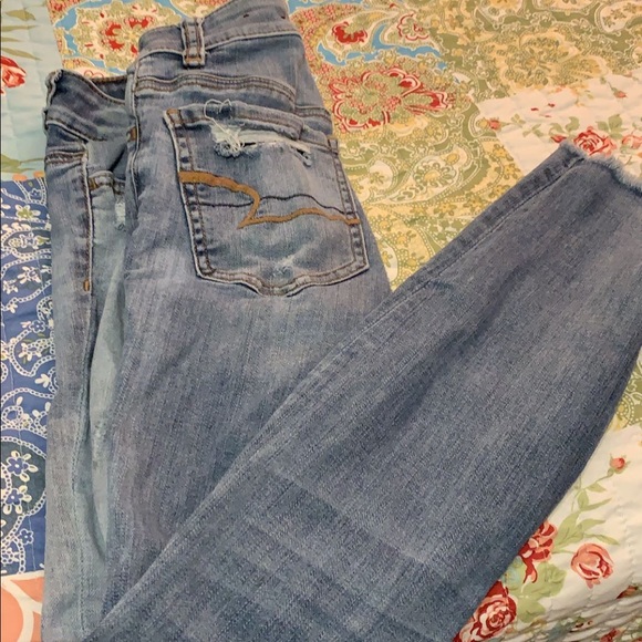 Name brand clothes - Picture 1 of 8